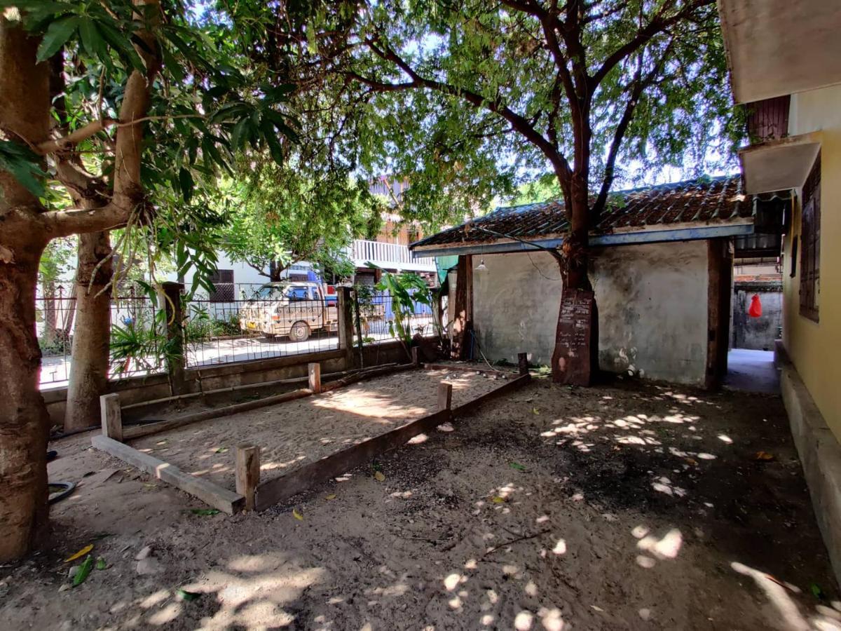 Bike&Bed Hostel Thakhek Exterior foto
